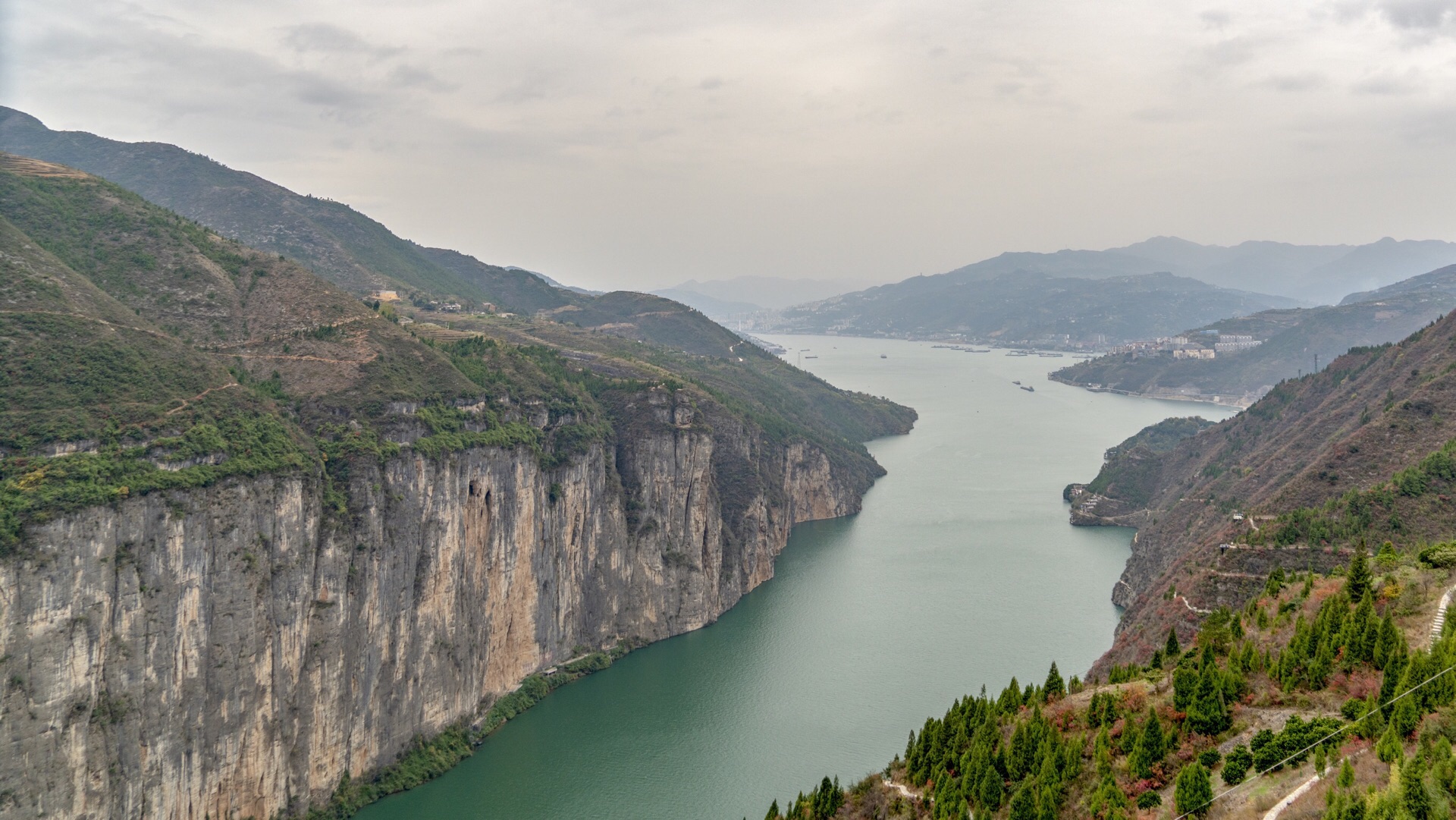 重慶城市與長江風景